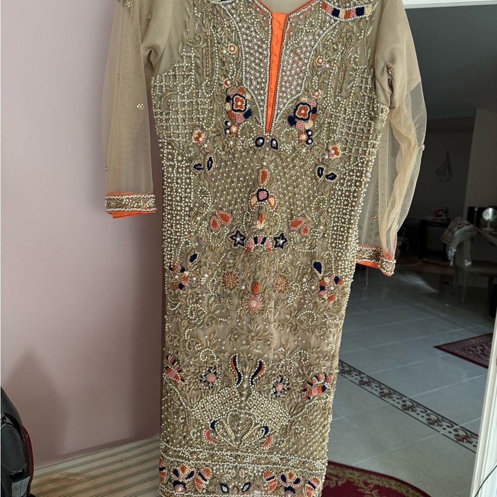 Three piece preowned one time wear large chest 42 pajama39 beige w heavy work